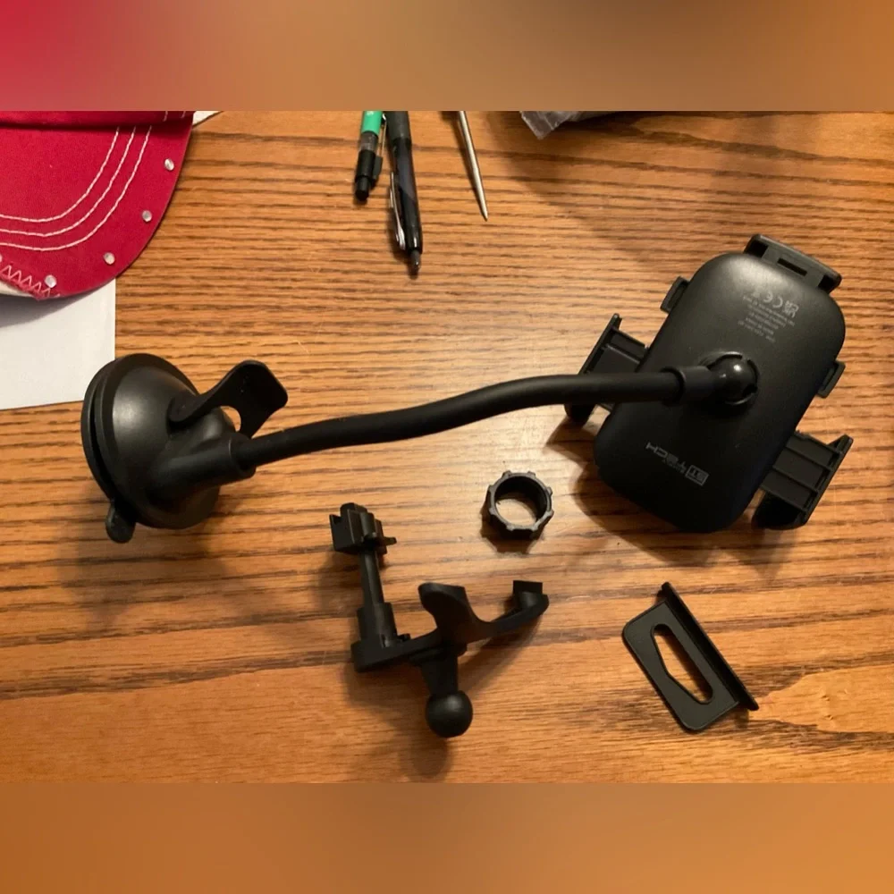 Car mount cell phone
